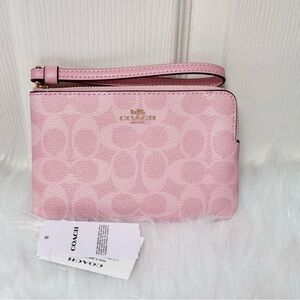 Coach Corner Zip Wristlet In Signature Canvas CAQ75 in powder pink NWT
